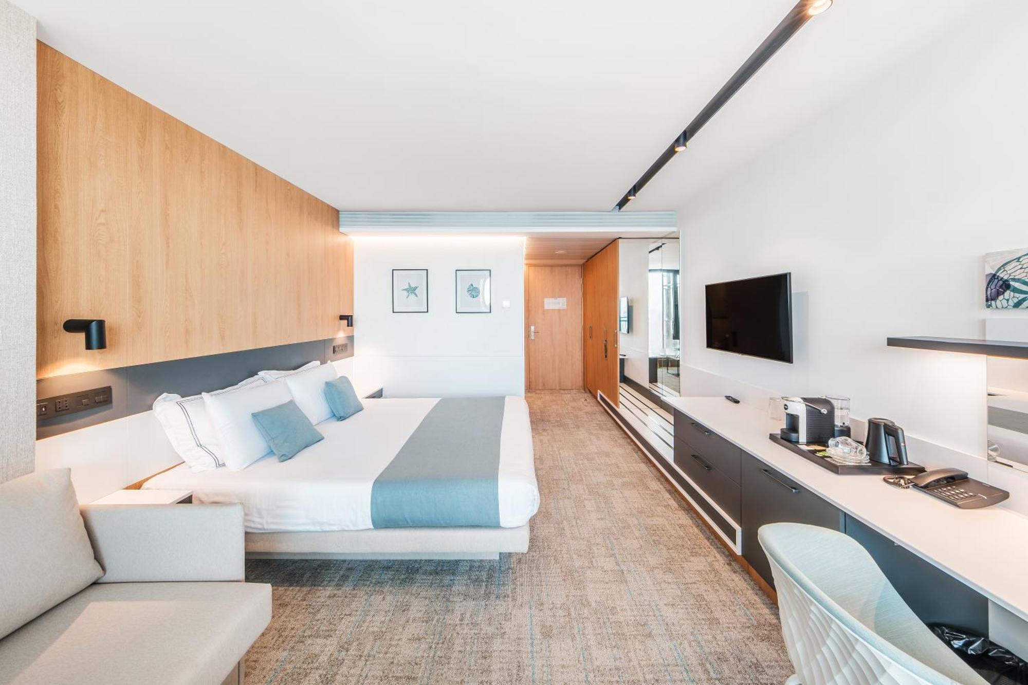 Superior Triple Room Sea View